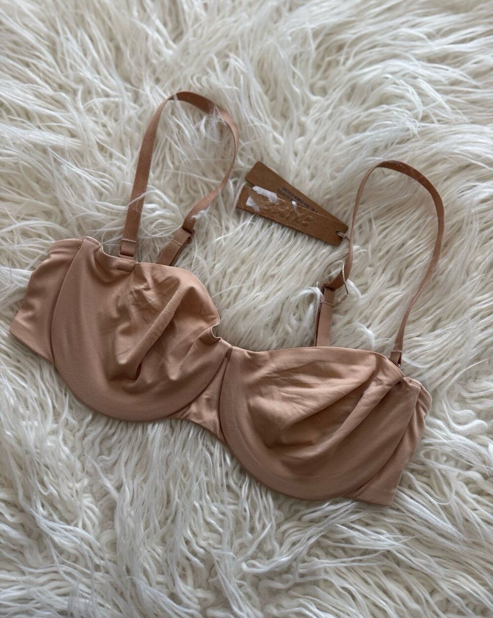 Skims Smoothing Intimates Strapless Bra Clay Size 36A - Picture 4 of 6